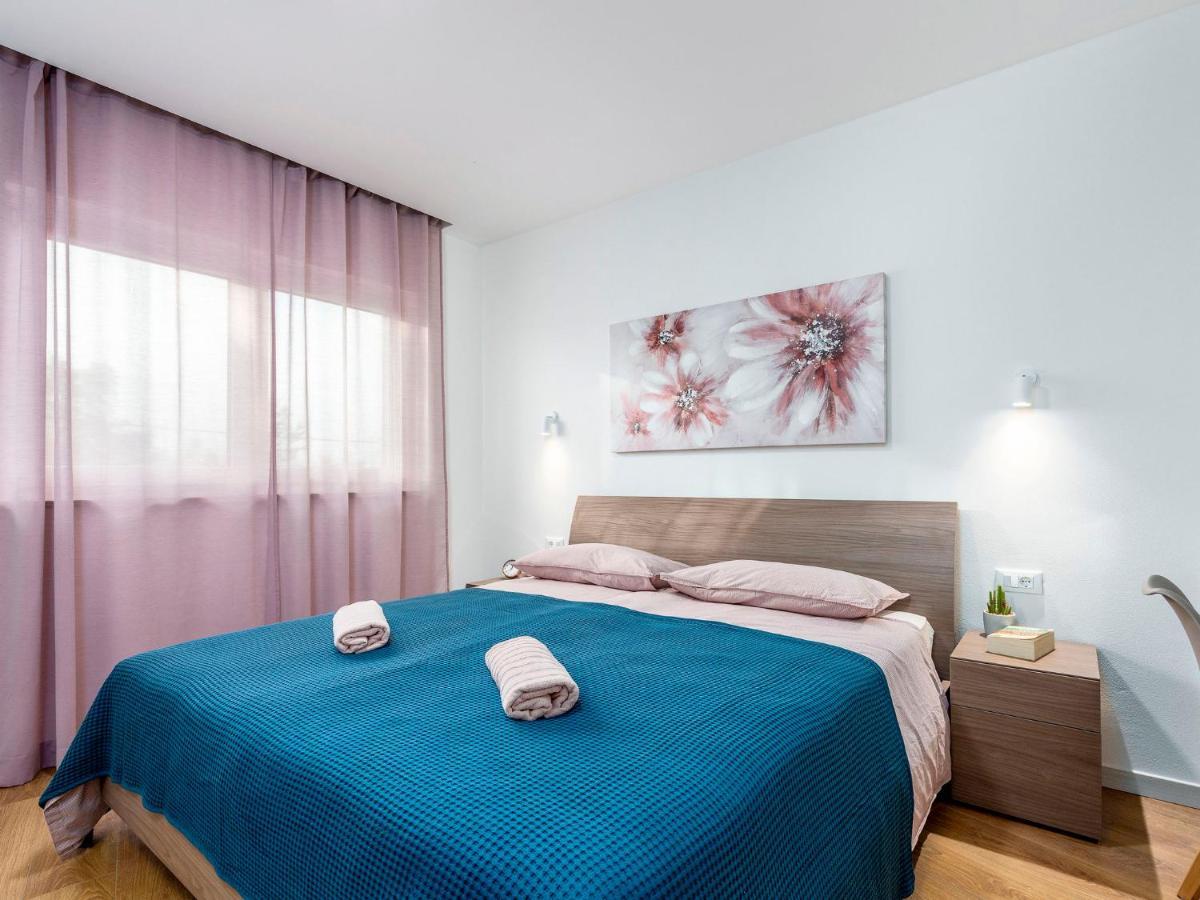Holiday Home Villa Isabela - Prc423 By Interhome Nova Vas  Bagian luar foto